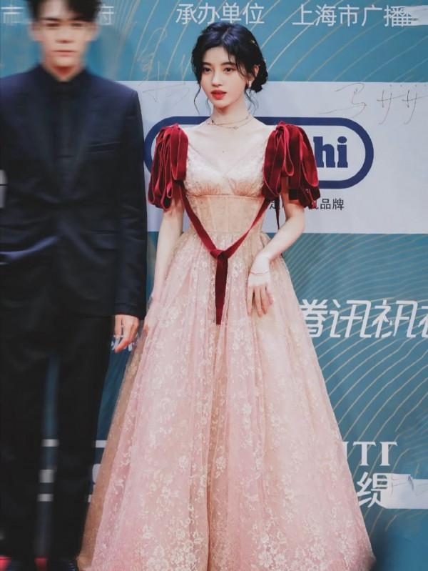 高畫質美照｜四川美少女鞠婧禕