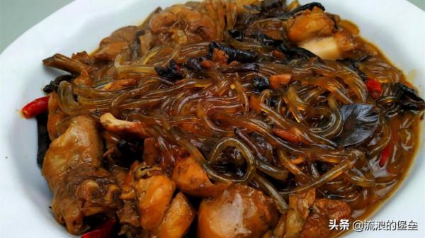 東北“有名”的6道菜,比鐵鍋燉還火,一頓下來吃得“溝滿壕平” 東北“有名”的6道菜,比鐵鍋燉還火,一頓下來吃得“溝滿壕平”