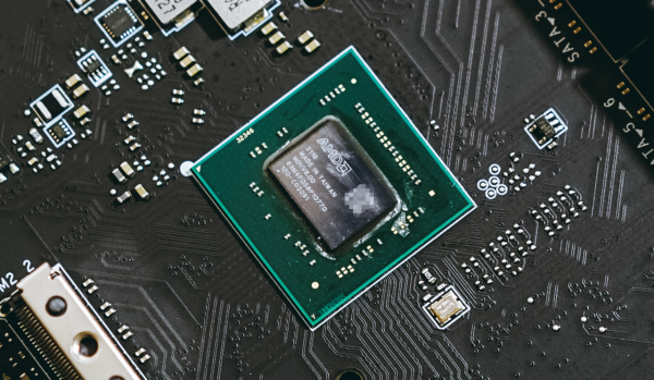 去掉風扇也叫“升級版”?微星MPG X570S EDGE MAX WIFI主機板圖賞 去掉風扇也叫“升級版”?微星MPG X570S EDGE MAX WIFI主機板圖賞