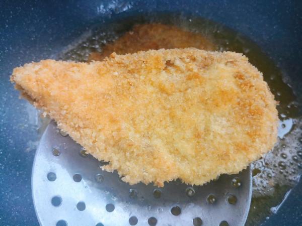 自制炸雞排,又香又酥,解饞又好吃,還乾淨衛生 自制炸雞排,又香又酥,解饞又好吃,還乾淨衛生