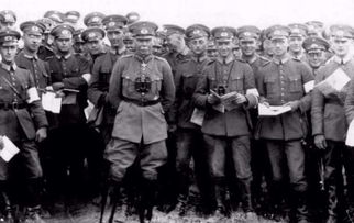 同樣是外國軍師，蔣介石對史迪威和賽克特的態度為何截然不同？