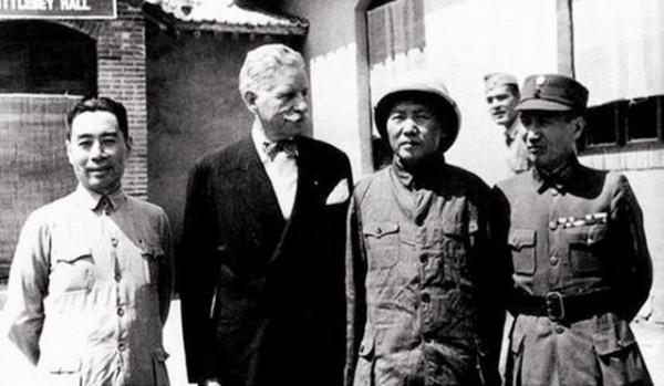 蔣介石手下八位虎將,7人去了臺灣,還有一人沒去,後來如何? 蔣介石手下八位虎將,7人去了臺灣,還有一人沒去,後來如何?