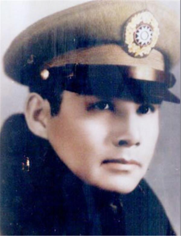 張靈甫被擊斃，陳毅徹查後發現報告中寫成自殺：我們這是騙毛主席