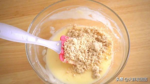 看起來特別醜陋的小點心，一口下去，酥到骨子軟