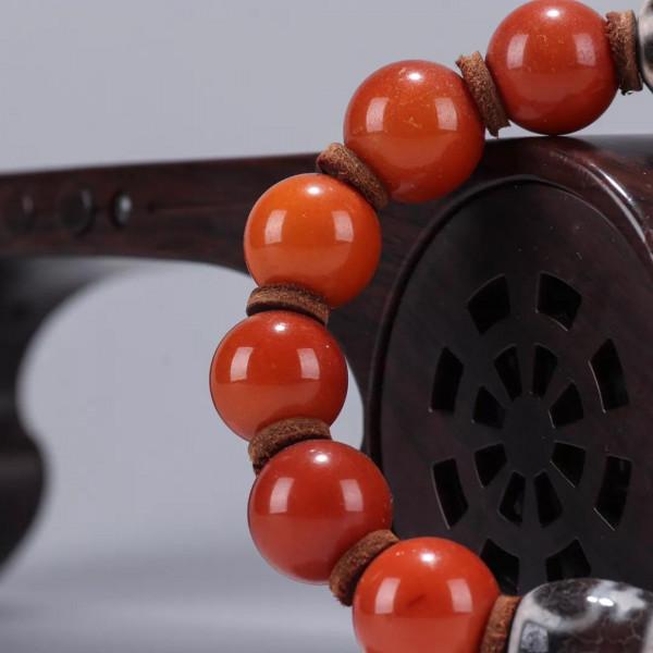 迴流-天然老蜜蠟圓珠手串規格：珠徑1.4cm重32g 百年老蜜蠟