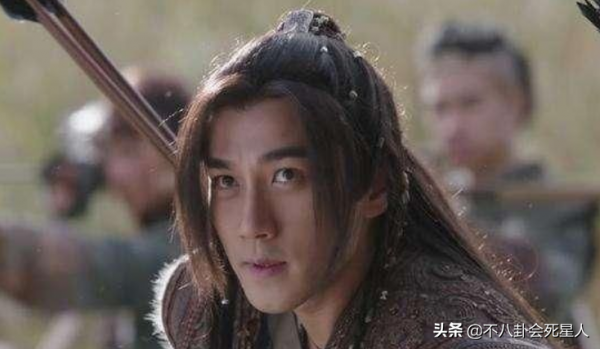 放過觀眾眼睛吧！42歲張無忌，40歲大學生，中年扮嫩太要命