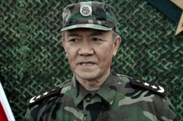 王牌部隊：獨立團“團長”和政委重聚，劇中的軍人都是什麼級別？