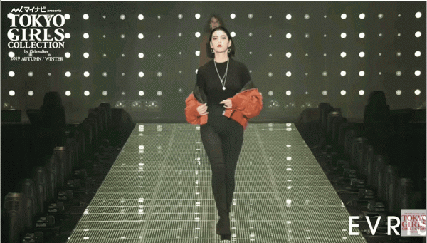 記得三吉彩花嗎？周杰倫《說好不哭》MV中的女主角，亮眼了