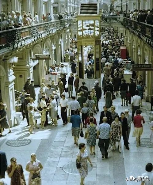 《SpaceX真的是一家民營企業嘛？》