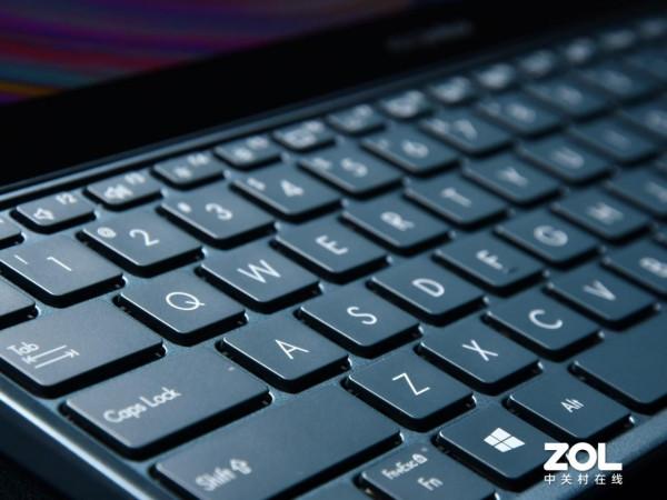 再現旗艦魅力！華碩靈耀X雙屏Pro圖賞