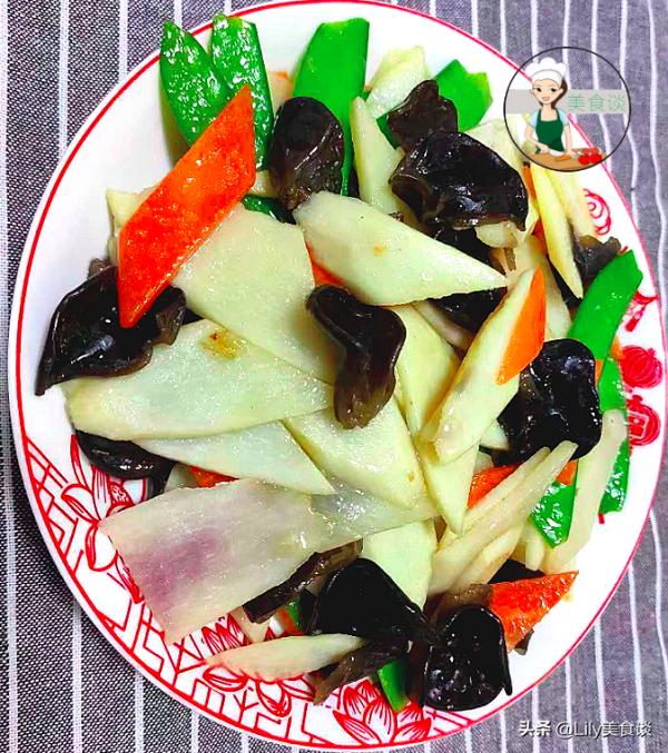 秋天,幾樣素菜一起炒,不放肉也很香,清香脆嫩,秋天吃它特營養 秋天,幾樣素菜一起炒,不放肉也很香,清香脆嫩,秋天吃它特營養