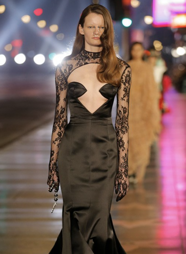 2021年“Gucci Love Parade”復古大秀 復古大潮已翻起 搭車請快點