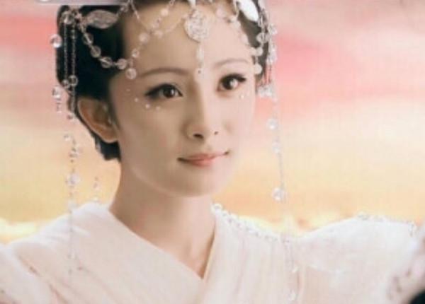 眉形多重要？畫對了楊冪純欲倪妮嫵媚，畫不對，劉亦菲變蠟筆小新