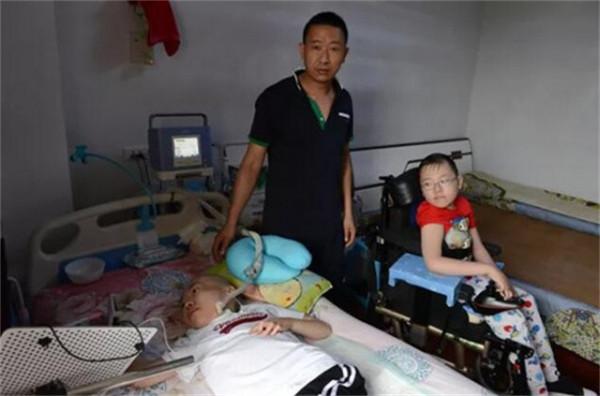 姐弟相繼患上漸凍症，父親多次想自殺，13歲少女的遺書讓人淚目