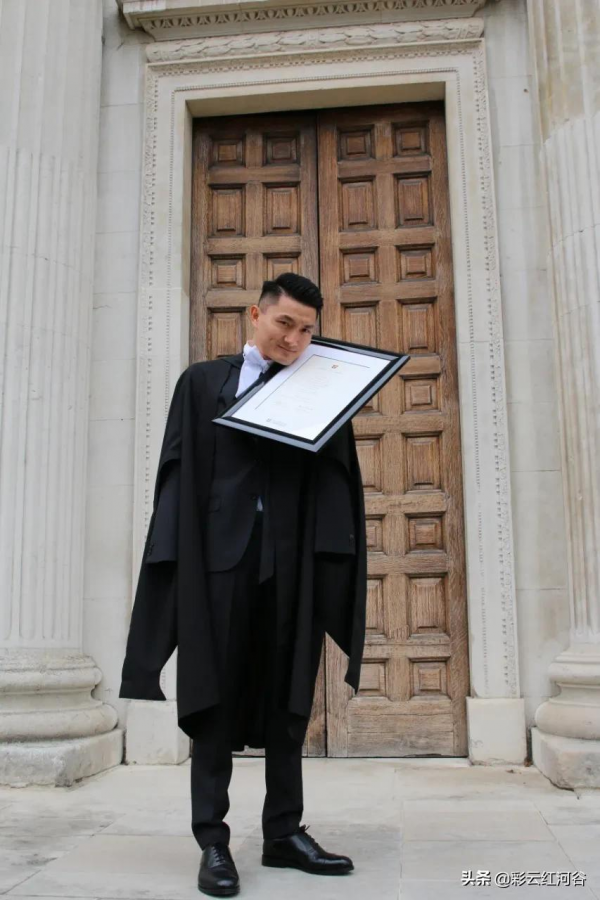 今天,請讓他“刷屏” 今天,請讓他“刷屏”