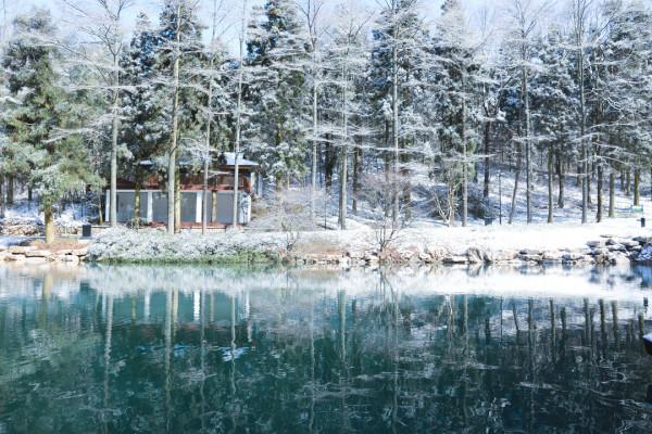 本地人年年必去!避世山野、高山滑雪、雪地露營,私享度假寶地 本地人年年必去!避世山野、高山滑雪、雪地露營,私享度假寶地