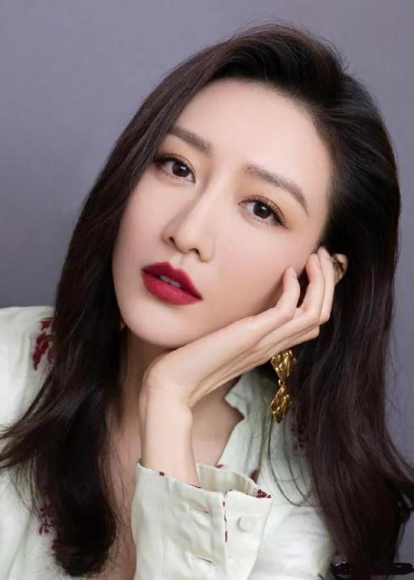 李純與王鷗美圖｜李純和王鷗長得也太像了吧！你能分清嗎？