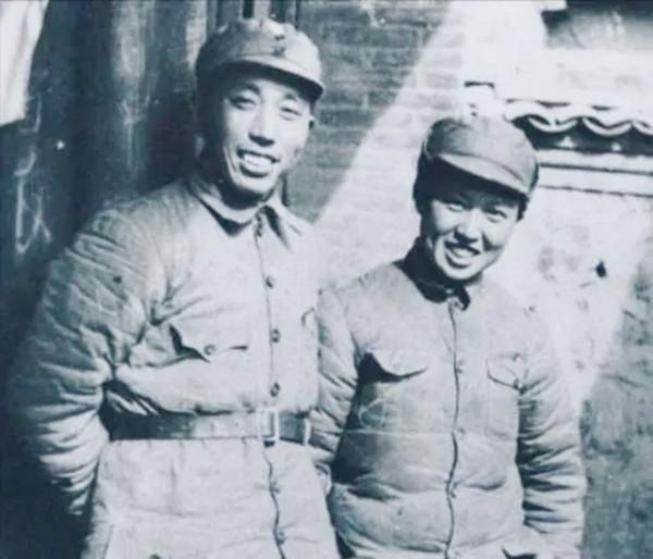 王震29歲仍單身,賀龍問:王鬍子,北大學生給你當媳婦,要不要 王震29歲仍單身,賀龍問:王鬍子,北大學生給你當媳婦,要不要