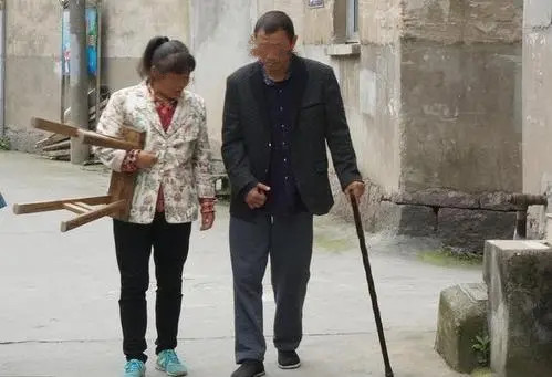 越來越多農村人患上腦梗塞，背後原因是什麼？醫生說：有5個原因