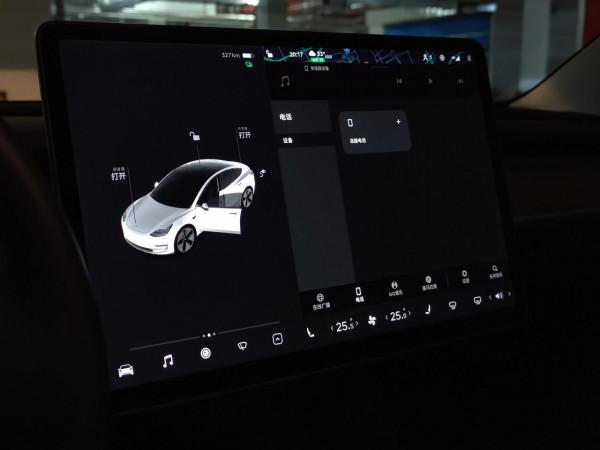 特斯拉model3分享：家用車不建議，但能取悅自己
