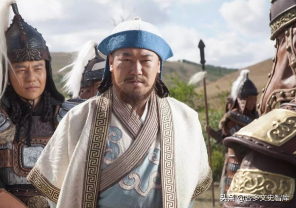 成吉思汗實力弱小時，為何得到王汗和札木合的幫助？求人要有方法