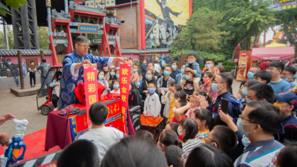 北京歡樂谷：遊客接待量與營業收入雙創歷史新高