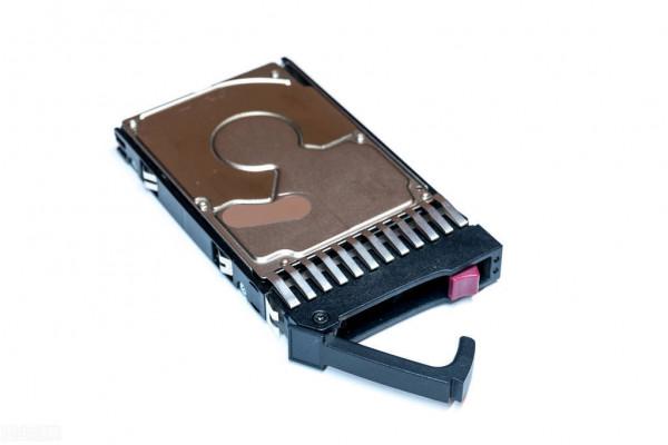 什麼是SATA硬碟，什麼是SAS硬碟！哪個效能更好