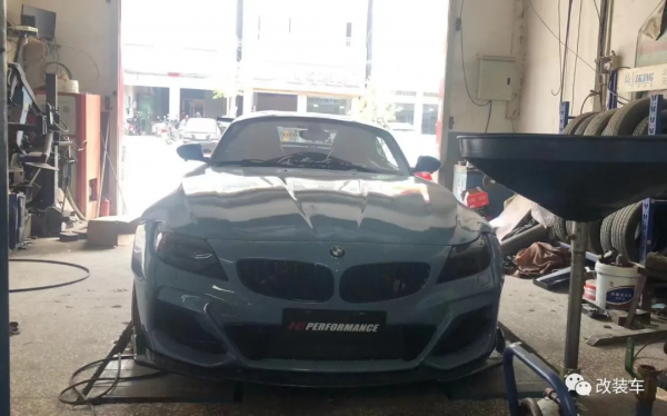 趕在過年前換賓士C Coupe，加班加點割完寬體快樂過新年