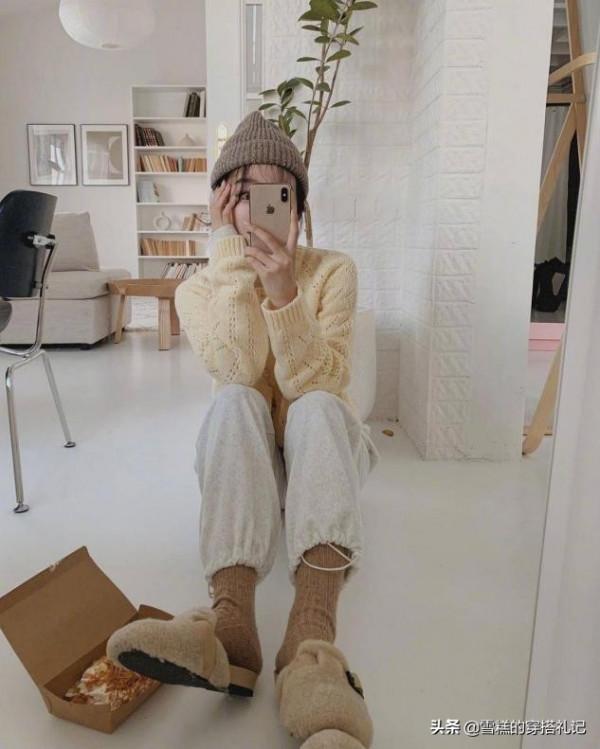 扔掉你的小黑褲吧!今年流行穿“豆腐褲”,穿上氣質好到讓人羨慕 扔掉你的小黑褲吧!今年流行穿“豆腐褲”,穿上氣質好到讓人羨慕