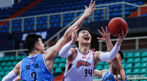 CBA排名：單節31-7遼寧逆轉廣廈登頂！三巨頭79分上海大勝首鋼