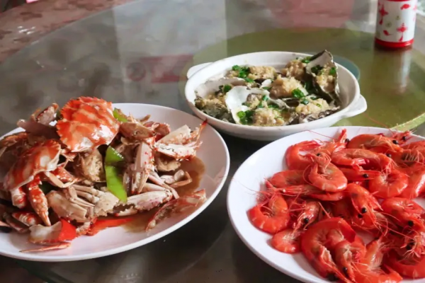 和廣東打了50架,也沒在“誰更會吃雞”這個問題上分出高下 和廣東打了50架,也沒在“誰更會吃雞”這個問題上分出高下