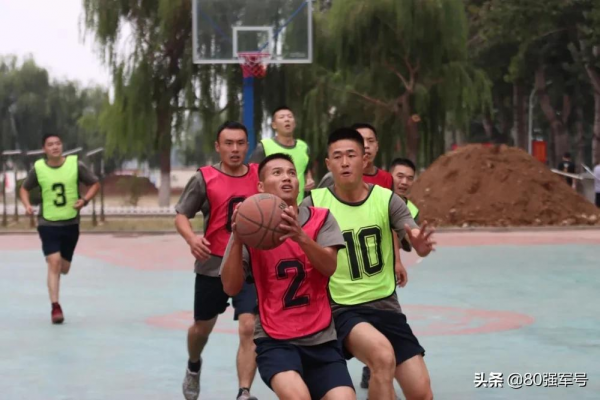 他的年度記憶“膠片” 他的年度記憶“膠片”