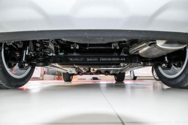 體驗長安CS15,小型SUV,配1.5L發動機,靈活好開 體驗長安CS15,小型SUV,配1.5L發動機,靈活好開