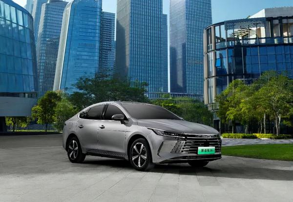 特斯拉“斷網”致數百位車主被鎖車外；國產特斯拉漲價 1.5 萬元