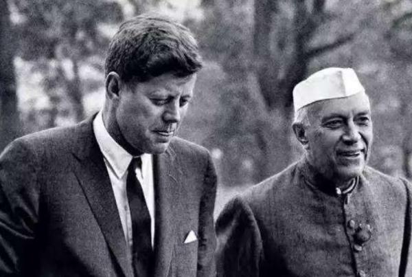 3個男人一臺戲？甘地、尼赫魯和莫迪，是咋帶偏印度崛起之路的？