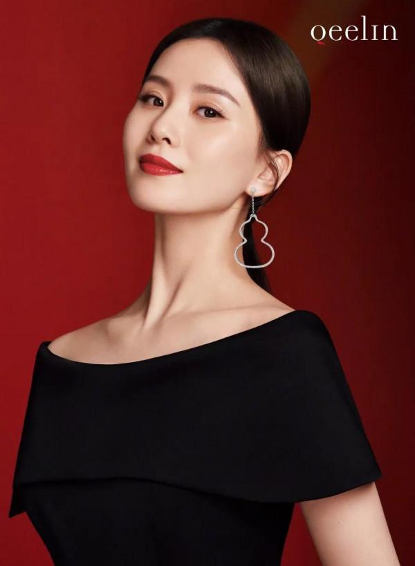 氣質脫俗 美貌無雙劉詩詩