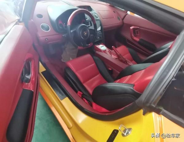 路邊攤出品，開價50萬的蘭博基尼超跑，檢測師都不好意思開出門