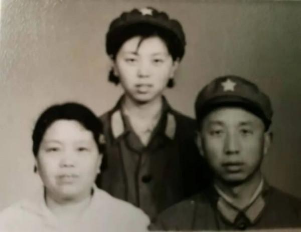 我們是西藏軍人留在內地的孩子！和父母在一起的日子，永駐心間