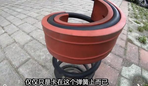 車子減震軟塌塌,加裝彈簧減震膠有用嗎?看完這5點你就知道了 車子減震軟塌塌,加裝彈簧減震膠有用嗎?看完這5點你就知道了