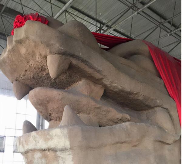 1988年，河北村民挖沙，挖出300多米石頭巨龍，專家研究至今