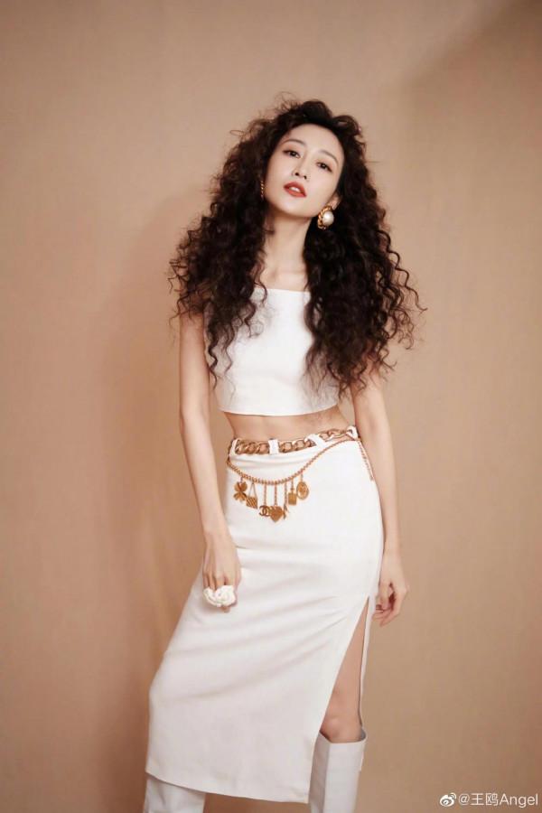 王鷗和和楊冪近期狀態對比，現在你願意跟誰讀劇本？