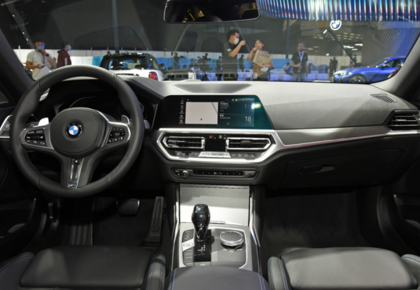 廣州車展上的“致命誘惑”,真男人都選最後一臺,太飄了! 廣州車展上的“致命誘惑”,真男人都選最後一臺,太飄了!