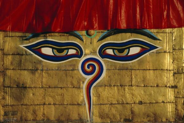 多種宗教融合下的高山眾神國度、被虔誠昇華的佛塔和印度教女神廟