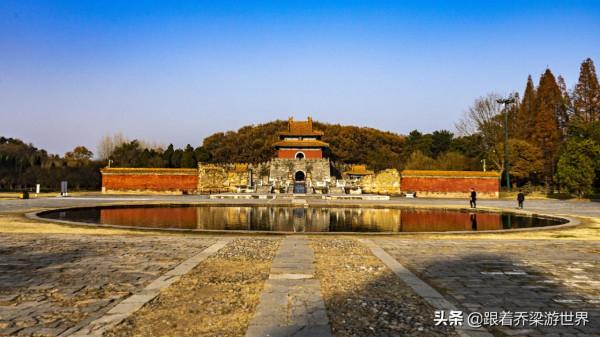 明顯陵，生前為親王，死後為皇帝，中南六省唯一，明代最大的皇陵