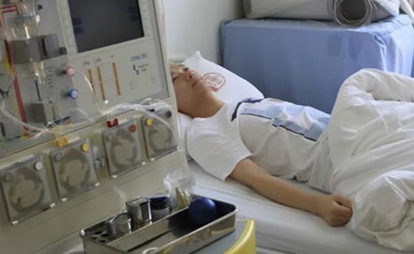 2019年，上交大學霸張迪放棄化療捐出遺體，騙奶奶說：我出國留學