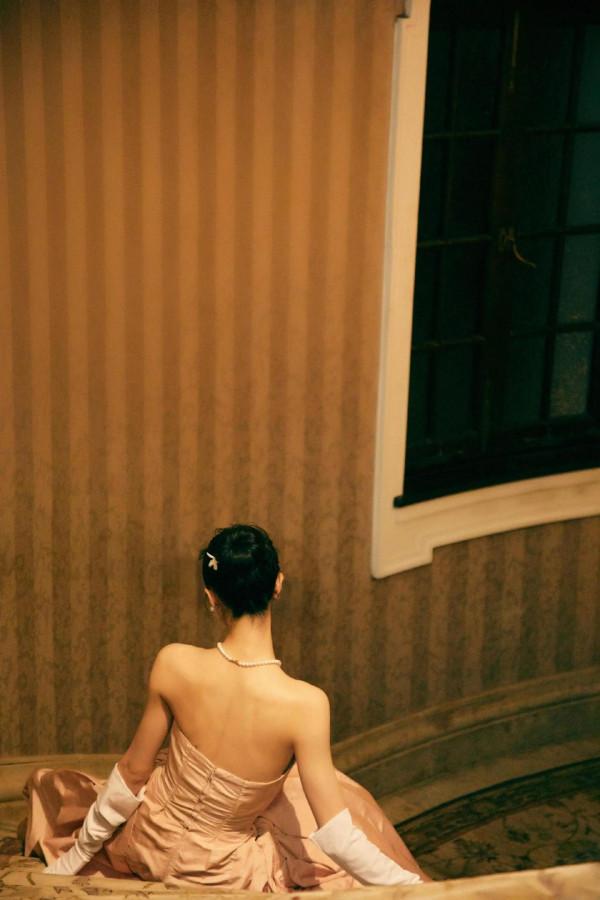 鍾楚曦貪玩公主氛圍感 鍾楚曦貪玩公主氛圍感