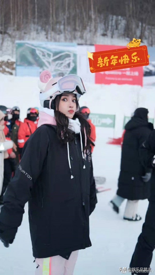 董璇、楊穎、章子怡等明星組團齊聚滑雪場，爭相鬥豔為奧運助威