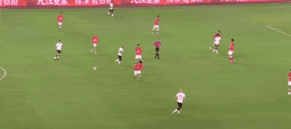 進攻乏力還是戰術套路被摸透?明年補強目標已非常清晰 進攻乏力還是戰術套路被摸透?明年補強目標已非常清晰