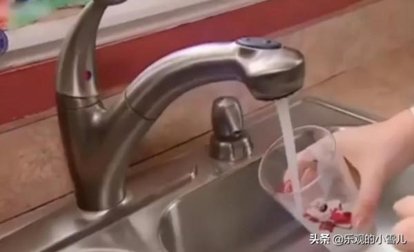 被燒開過的水，二次加熱以後，還能夠繼續喝嗎？早知早好