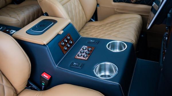 特斯拉超充站也能充路虎？ECD推出純電衛士，售價不低於20萬美元